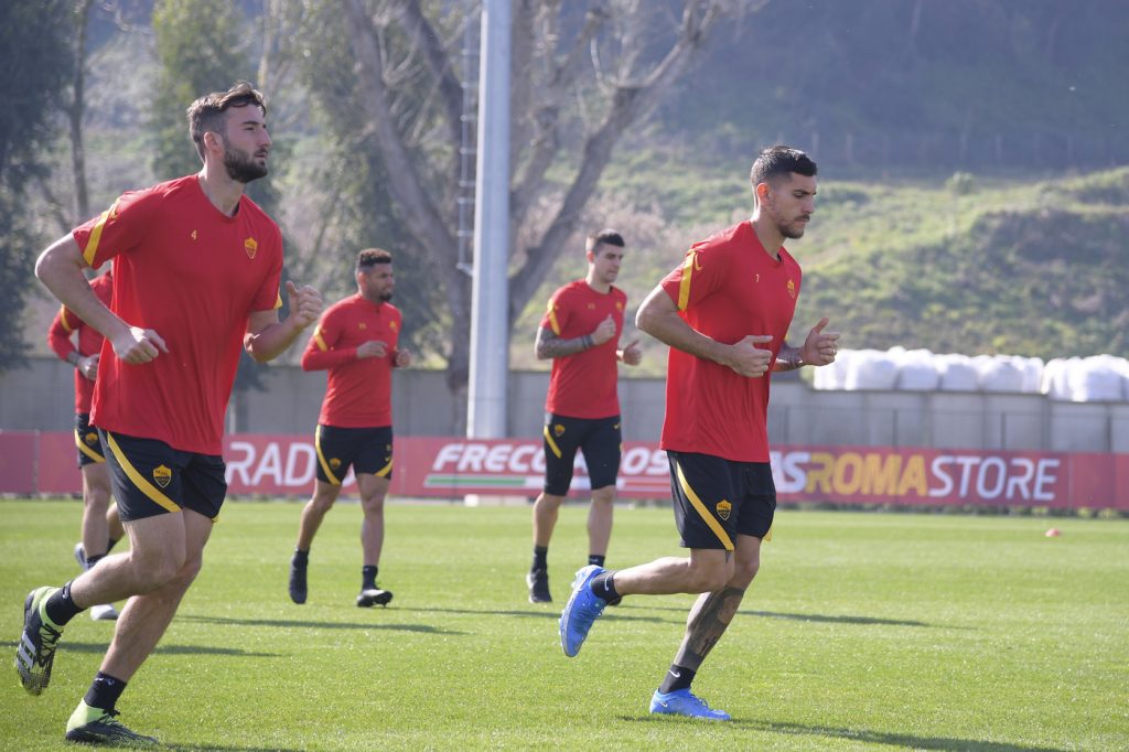 Pellegrini Cristante Europa League, l'AS Roma in allenamento