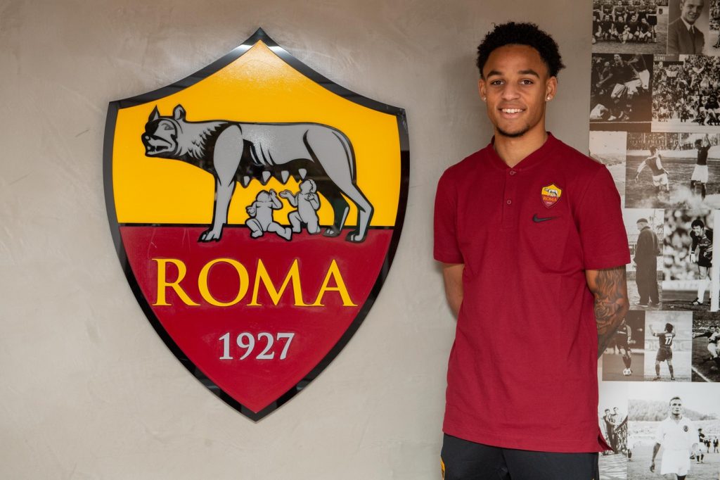 AS Roma, il primo giorno a Trigoria del nuovo giocatore Bryan Reynolds