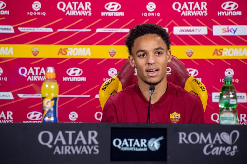 AS Roma, la prima conferenza stampa del nuovo giocatore Bryan Reynolds