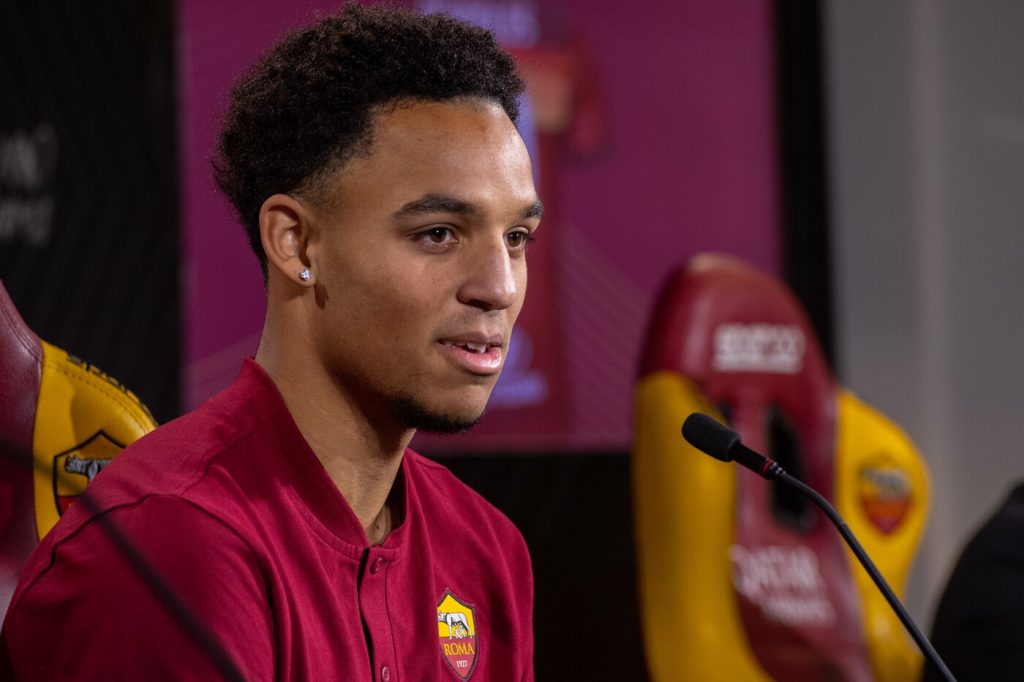 AS Roma, la prima conferenza stampa del nuovo giocatore Bryan Reynolds