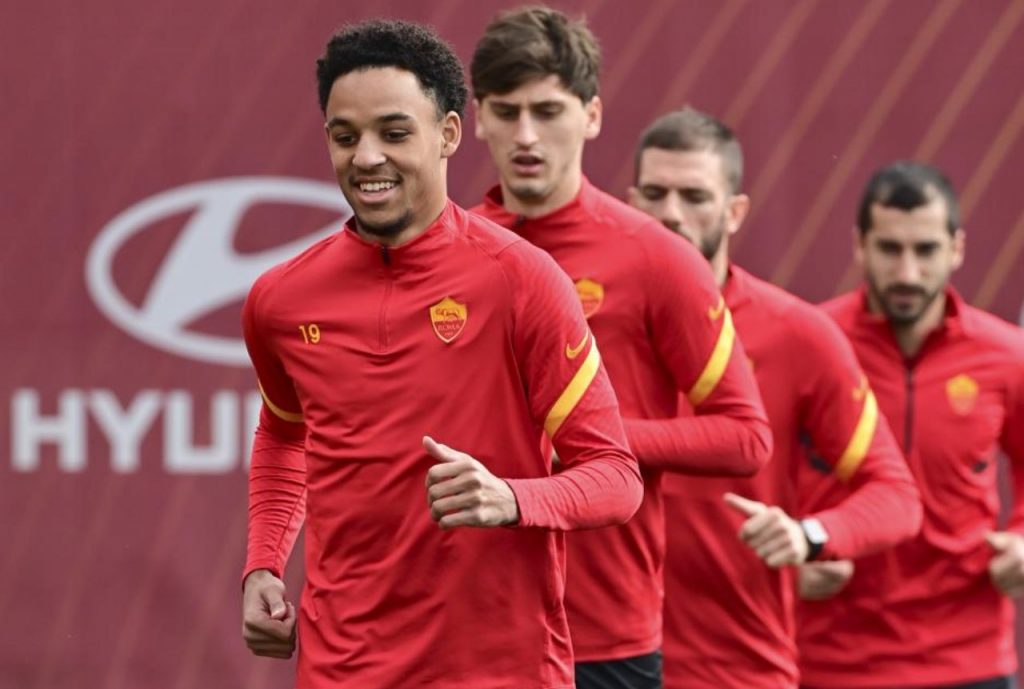 roma-allenamento-trigoria-reynolds