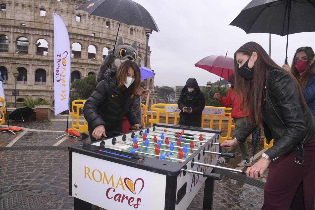 Amami e Basta Colosseo Roma Bavagnoli Amra Dzeko