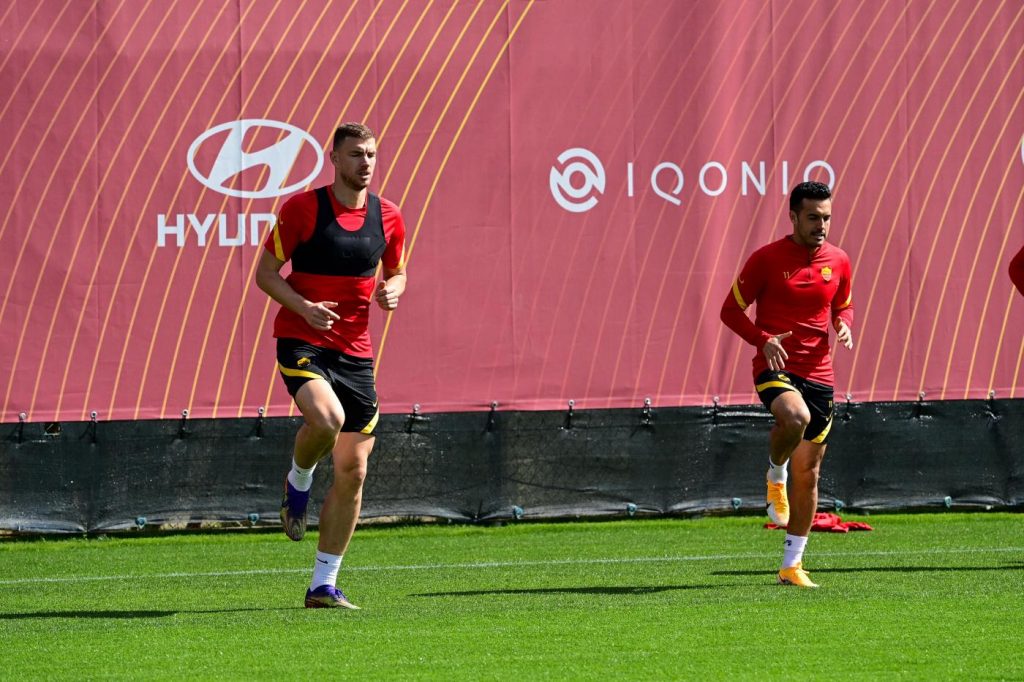 trigoria-allenamento-roma-dzeko-pedro