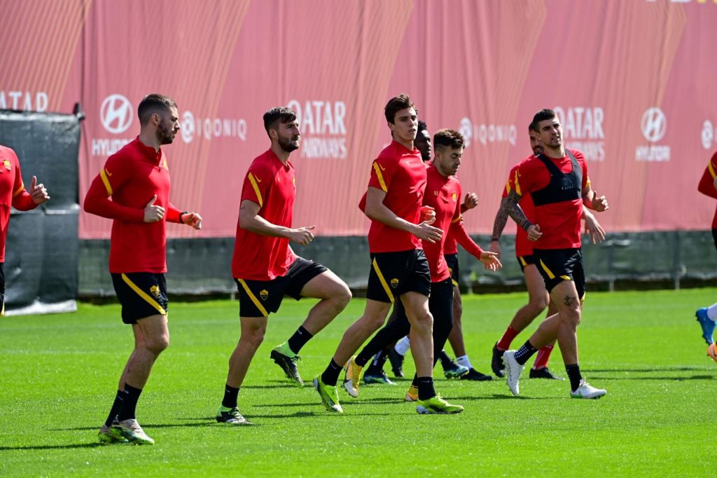 trigoria-allenamento-roma-gruppo-calafiori-santon-cristante