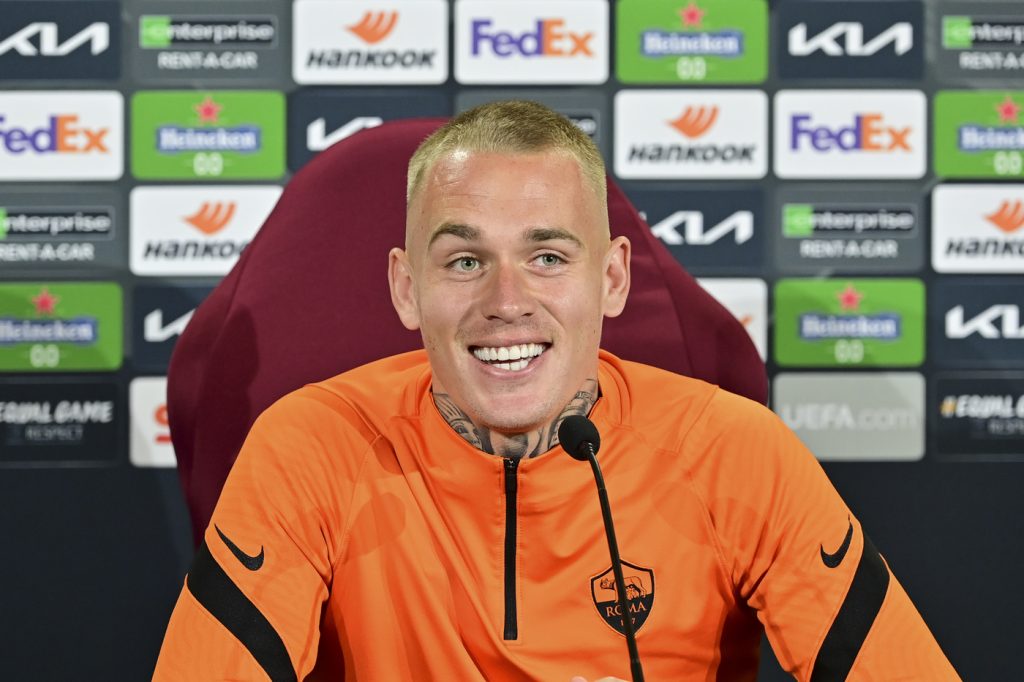 Karsdorp Europa League, conferenza stampa della AS Roma a Trigoria