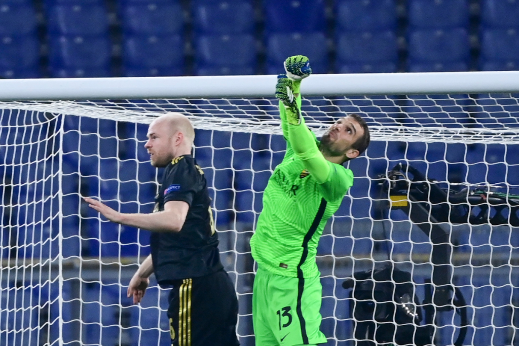 roma-ajax-klaassen-pau-lopez