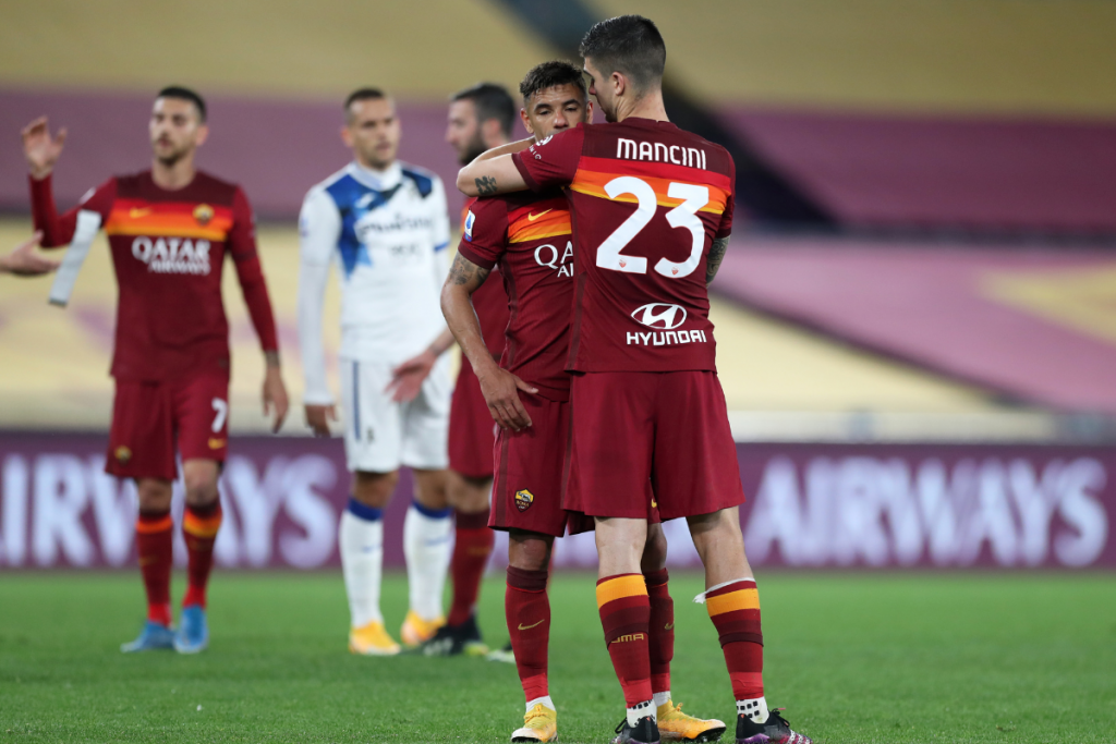 roma atalanta mancini peres abbraccio