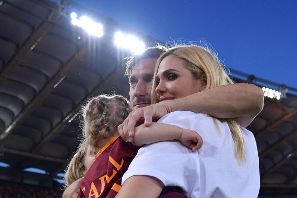 Totti Ilary Blasi Stadio Olimpico di Roma, l'addio di Francesco Totti al calcio giocato