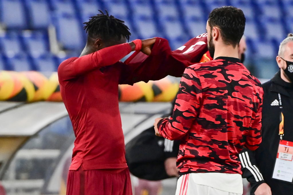 roma manchester darboe bruno fernandes