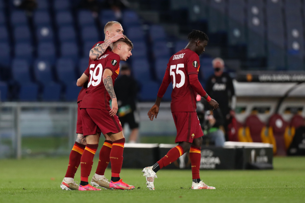 roma manchester gol zalewski darboe karsdorp