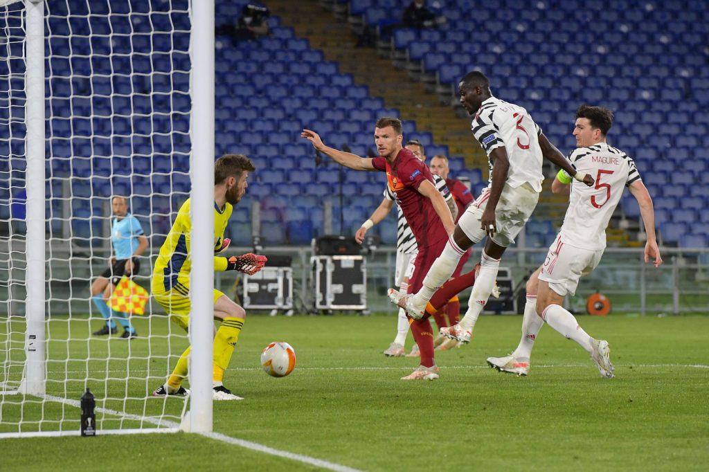 dzeko de gea Roma vs Manchester United - Europa League 2020/2021 Semifinale ritorno