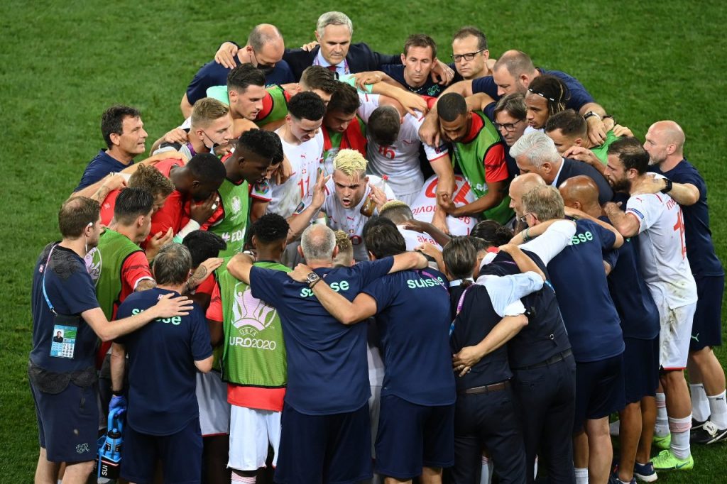 XHAKA COCA COLA RONALDO SVIZZERA FRANCIA