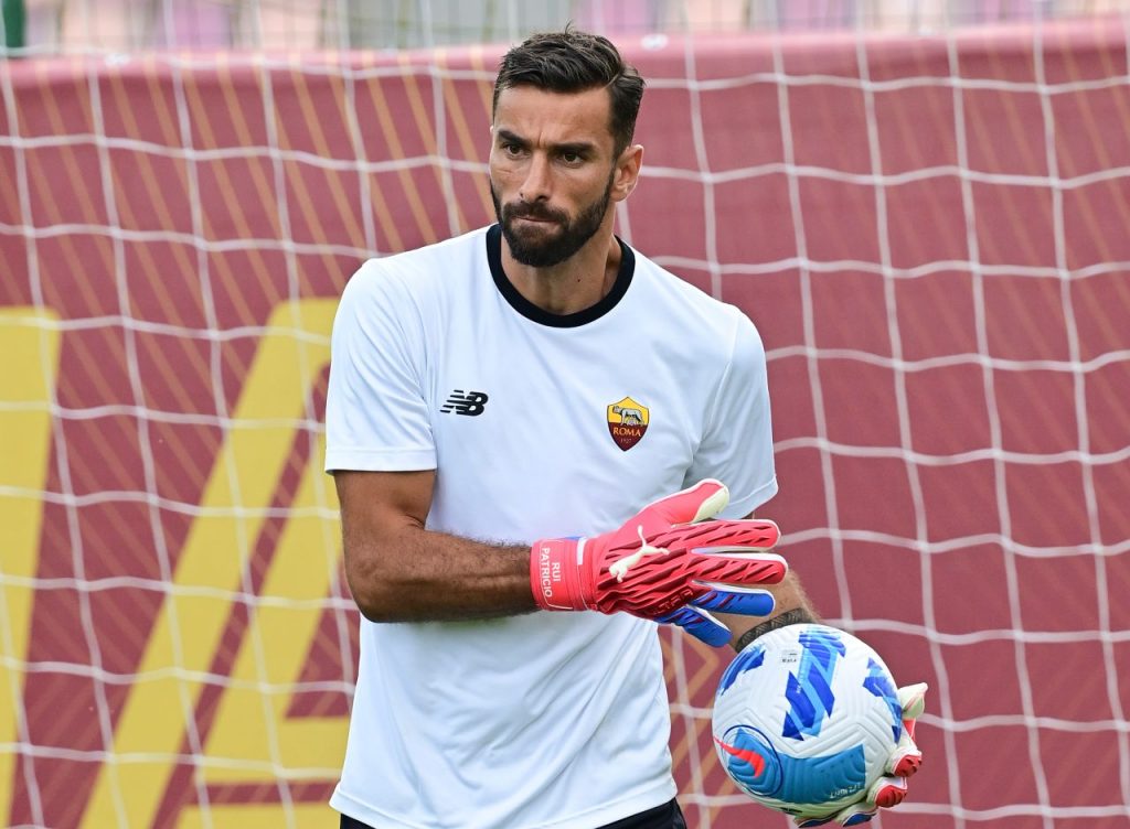 allenamento roma trigoria rui patricio(5)