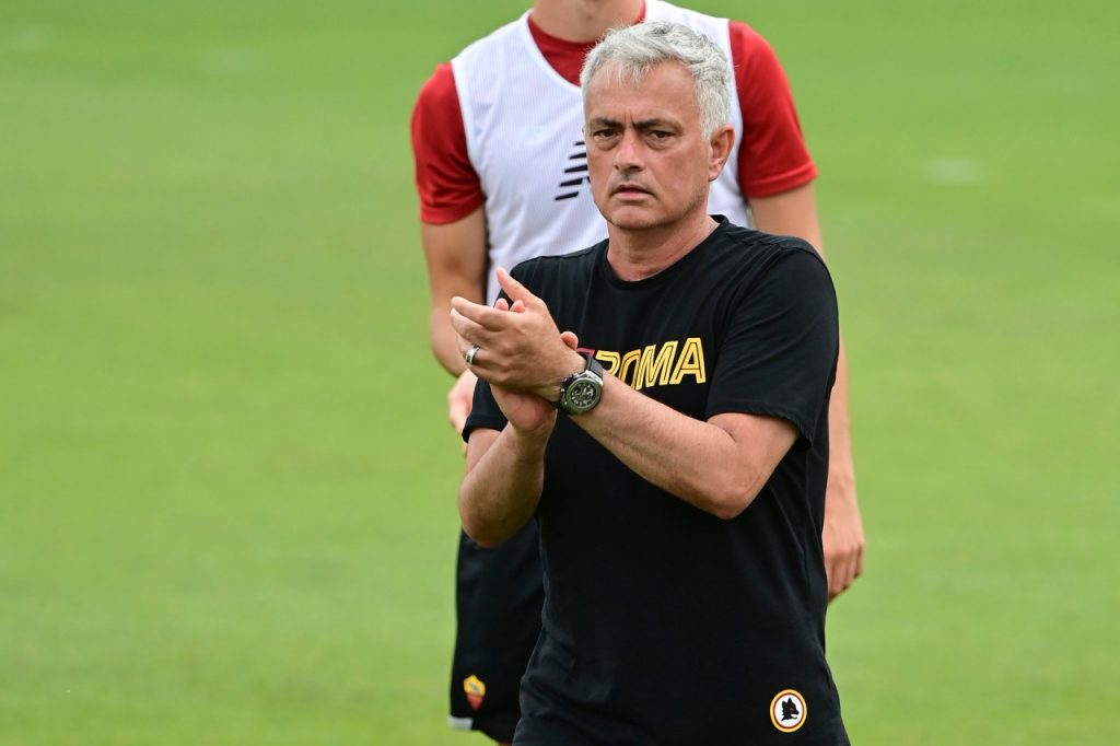 allenamento roma trigoria mourinho