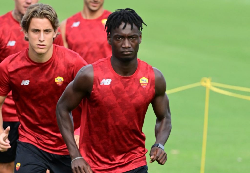 allenamento roma trigoria darboe(1)