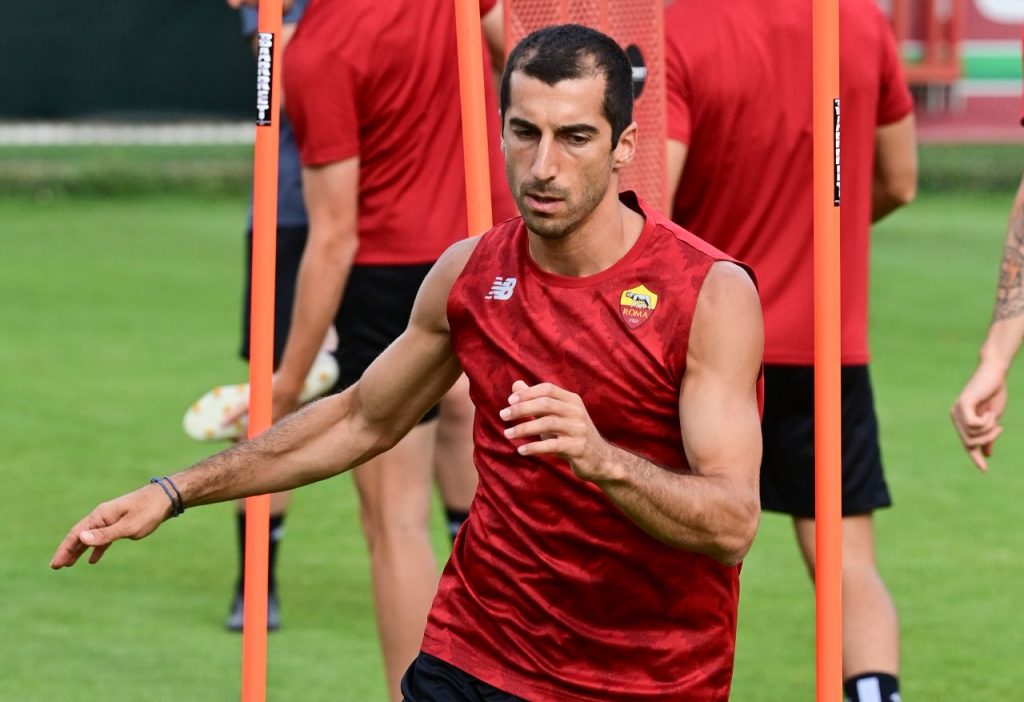 allenamento roma trigoria mkhitaryan(1)