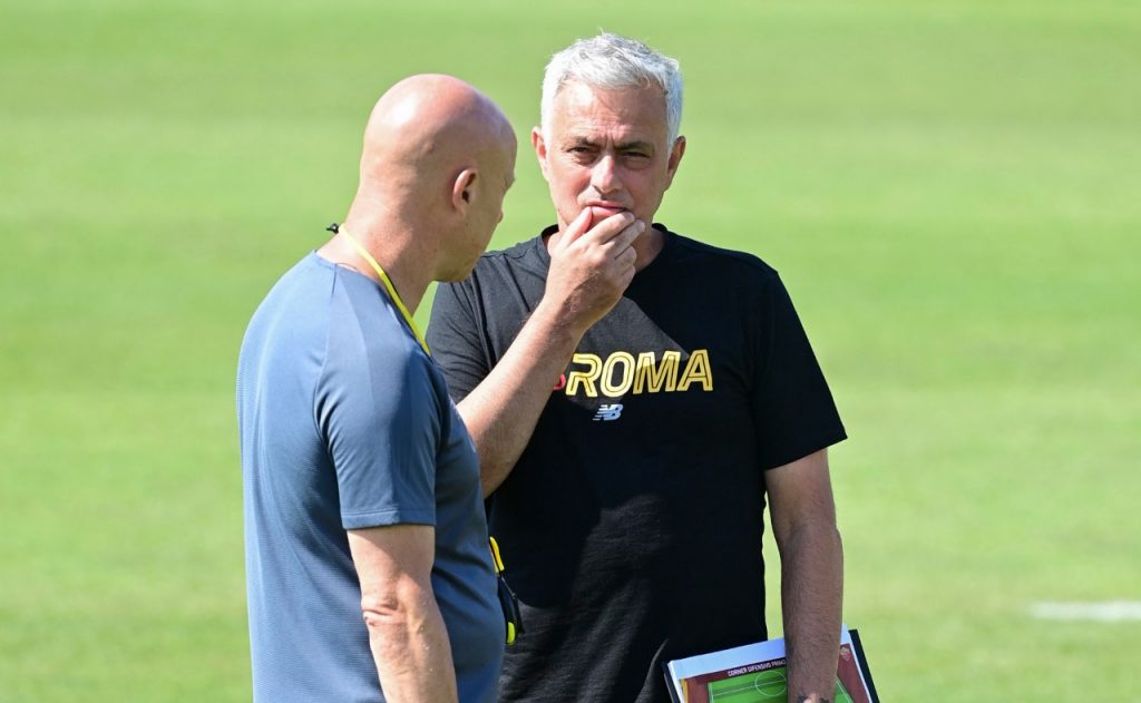 allenamento roma trigoria mourinho lalin