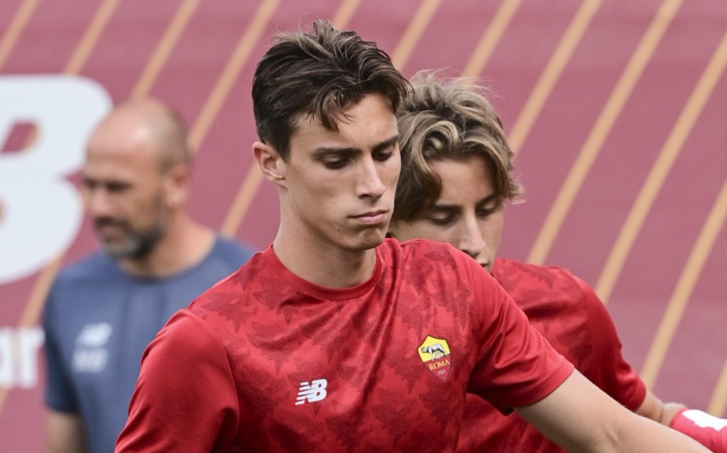 Calafiori AS Roma Training Session
