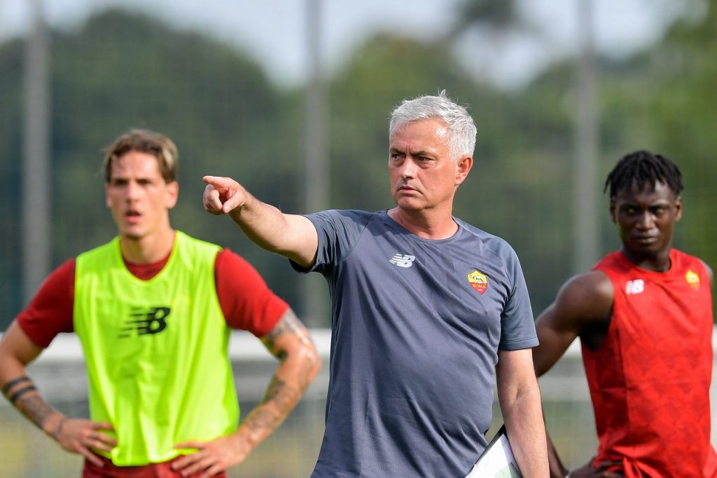 allenamento roma mourinho trigoria darboe zaniolo
