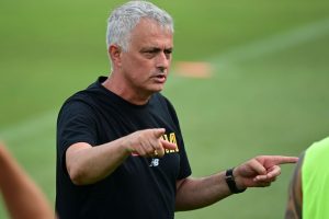 AS Roma Training Session mourinho