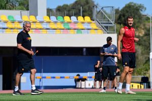mourinho dzeko AS Roma Training Session