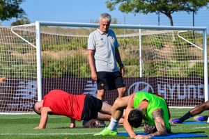 Mourinho  AS Roma Training Session