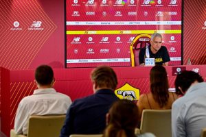 AS Roma Press Conferenza mourinho