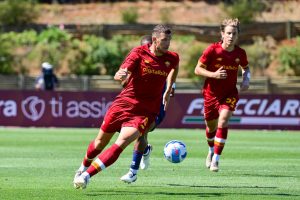 dzeko Belenenses v AS Roma - Pre-Season Friendly