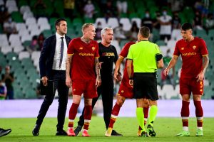 mourinho karsdorp cardini Real Betis v AS Roma - Pre-Season Friendly