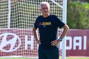 mourinho AS Roma Training Session
