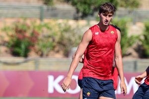 kumbulla AS Roma Training Session