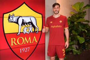 AS Roma Unveils New Signing Matias Vina