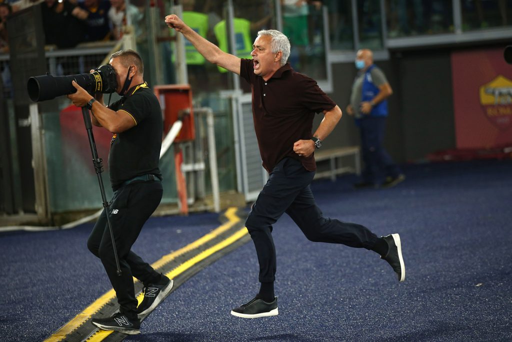Roma vs Sassuolo         Campionato Serie di calcio serie A 2021/2022