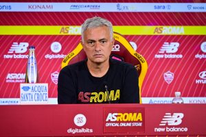 AS Roma Training Session mourinho conferenza