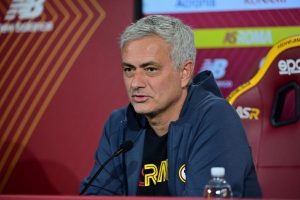 AS Roma Press Conference mourinho