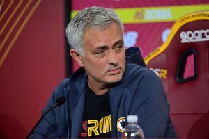 AS Roma Press Conference mourinho