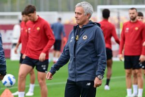 mourinho AS Roma Training Session