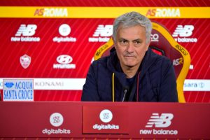 mourinho  AS Roma Training Session &amp; Conference