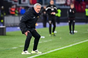 mourinho arrabbiato AS Roma v Torino FC - Serie A