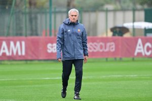 mourinho AS Roma Training Session