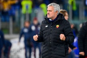 mourinho esultanza AS Roma v Torino FC - Serie A