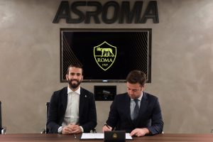 sergio oliveira roma trigoria firma tiago pinto