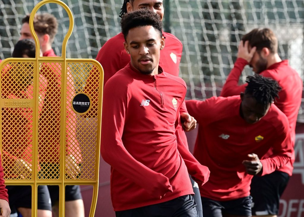 allenamento roma trigoria reynolds