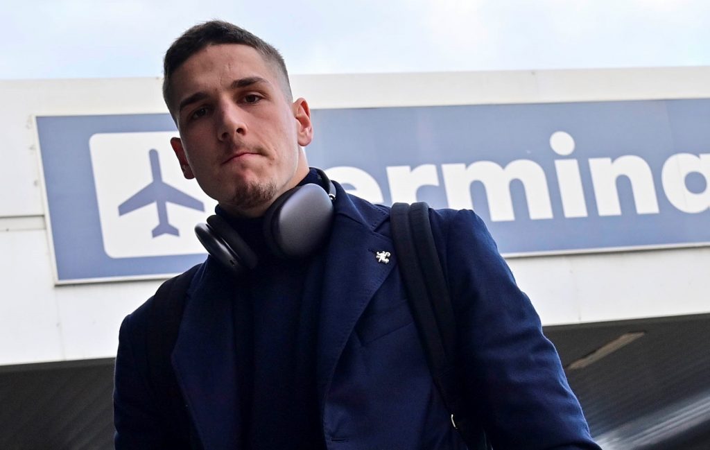 Zaniolo AS Roma Travel to Milan