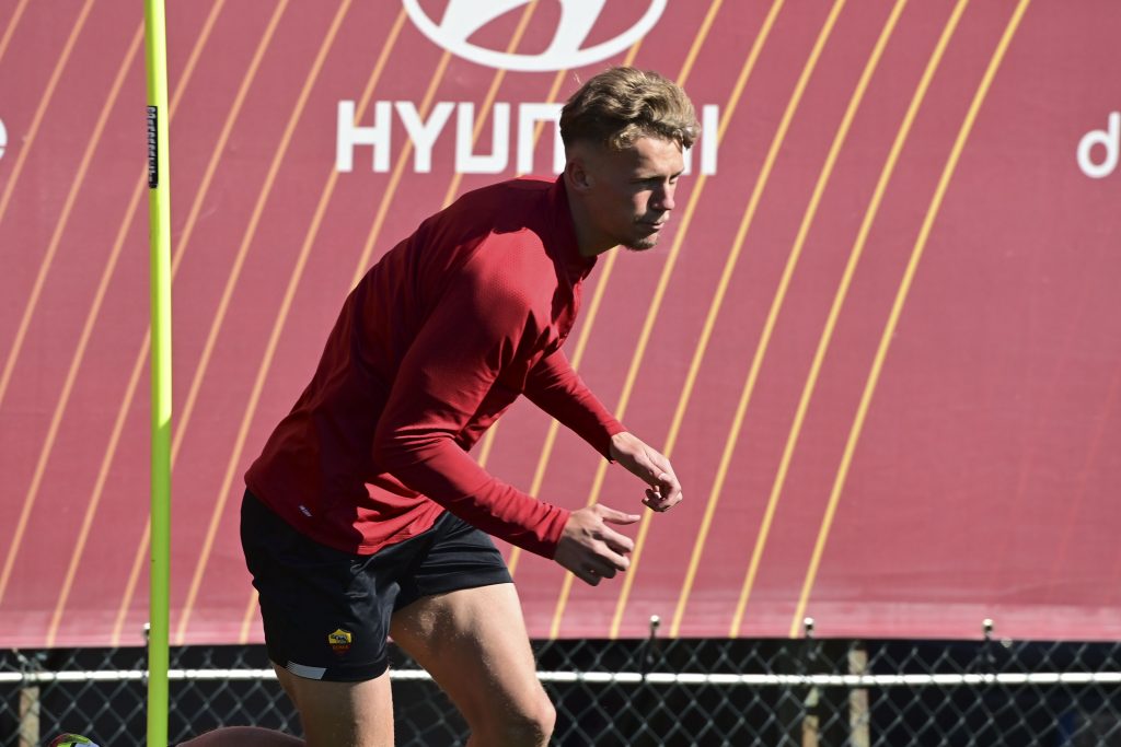 persson AS Roma Training Session