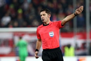 Petrescu FC Salzburg v FC Schalke 04 - UEFA Europa League
