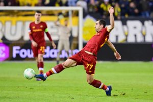 Henrikh Mkhitaryan Vitesse v AS Roma: Round of 16 Leg One - UEFA Europa Conference League