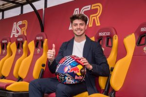 Fabio Di Giannantonio Visits AS Roma Training Centre