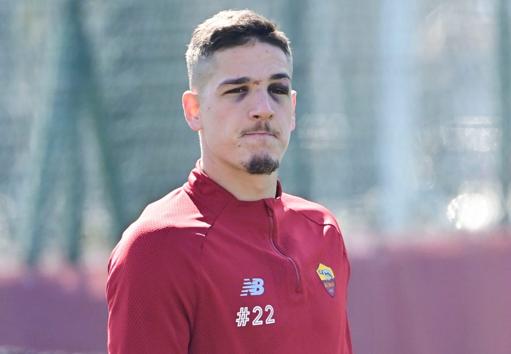 allenamento roma trigoria zaniolo livido naso(3)