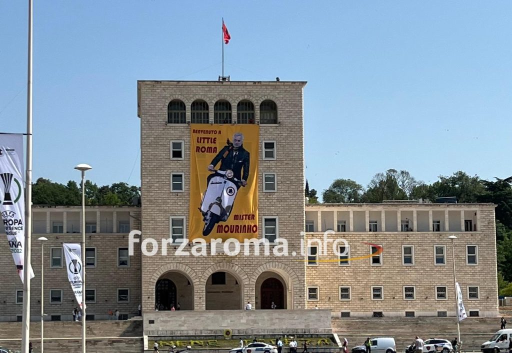 manifesto Tirana